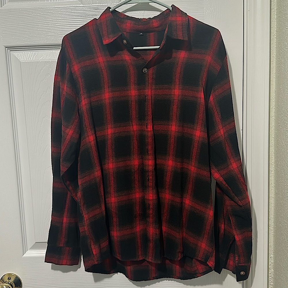 SHEIN Red & Black Flannel Medium